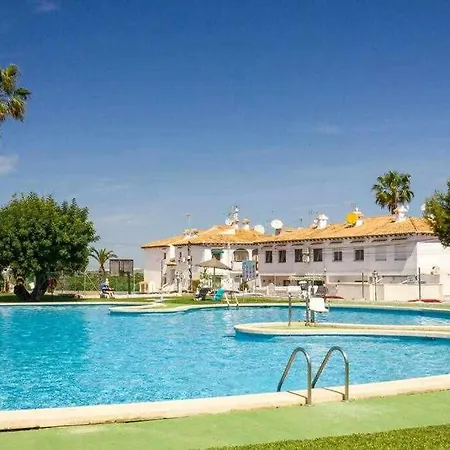 Pink Jardin Apartment Torrevieja